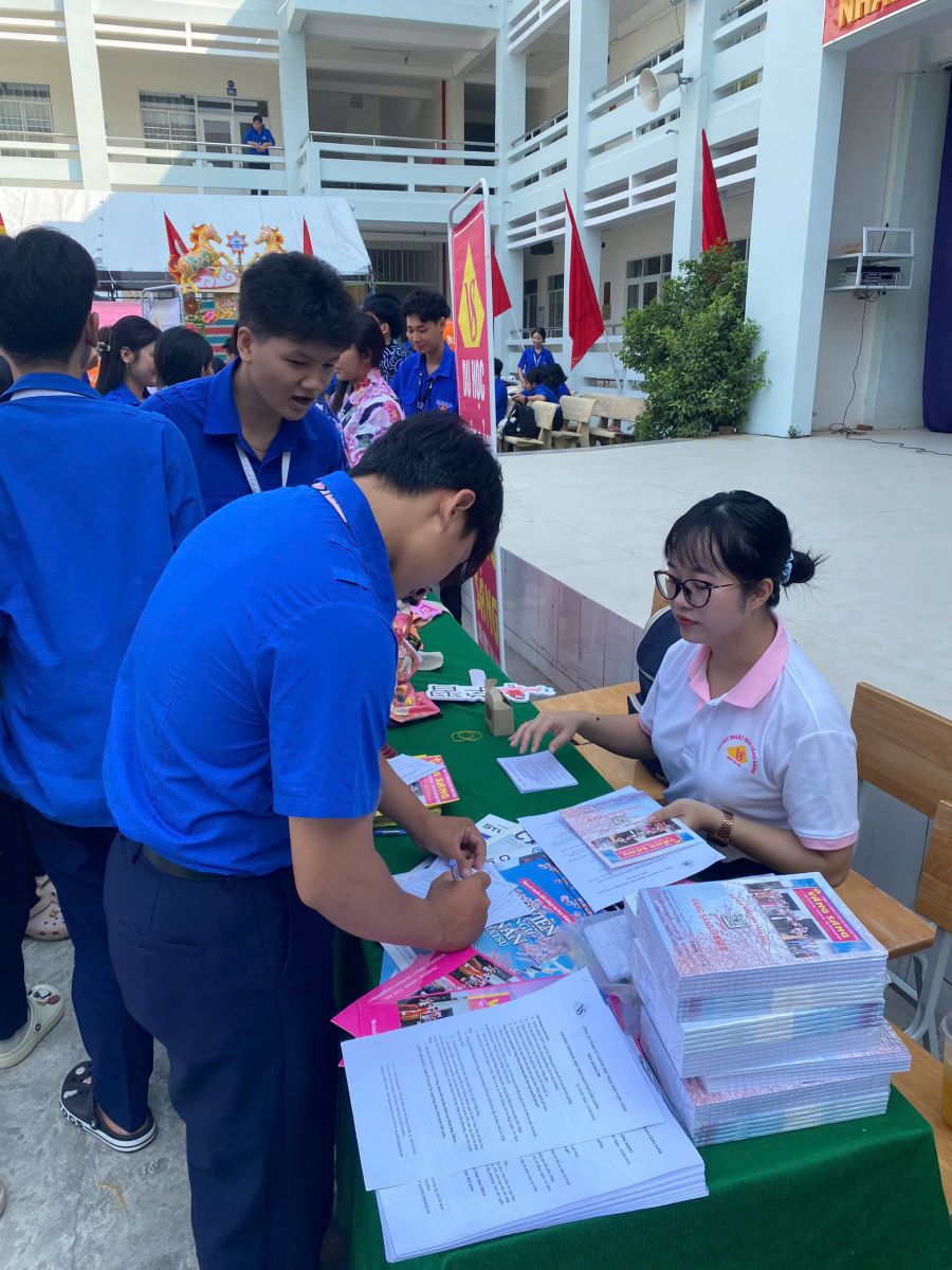 CTY TNHH TƯ VẤN DU HỌC NHẬT BẢN VẦNG SÁNG
